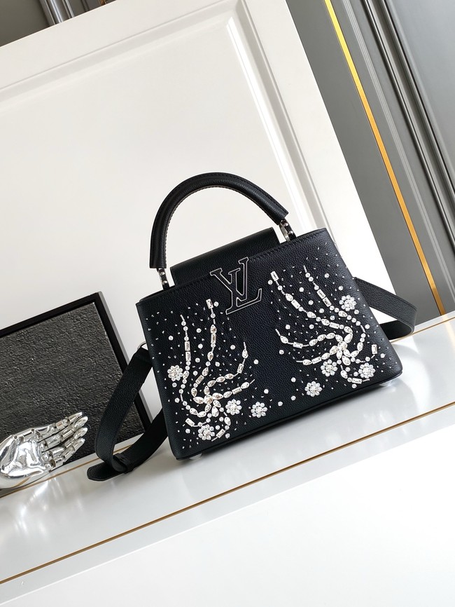 Louis Vuitton Capucines BB M80083 black