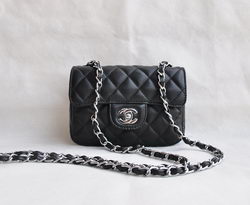 Chanel Classic Black Lambskin Silver Chain Quilted Flap Bag 1115