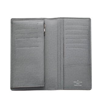 Louis Vuitton Taiga Leather Brazza Wallet M32653