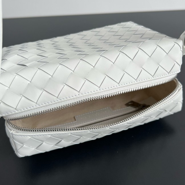 Bottega Veneta Concert Pouch 794258 white