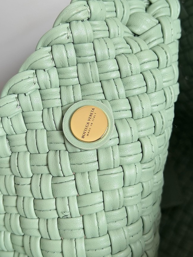 Bottega Veneta Tosca 716974 light green