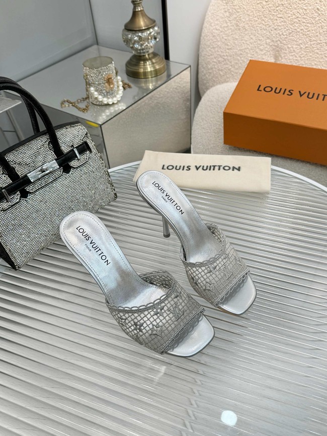 Louis Vuitton NEW 6 AM Mule 67017-5